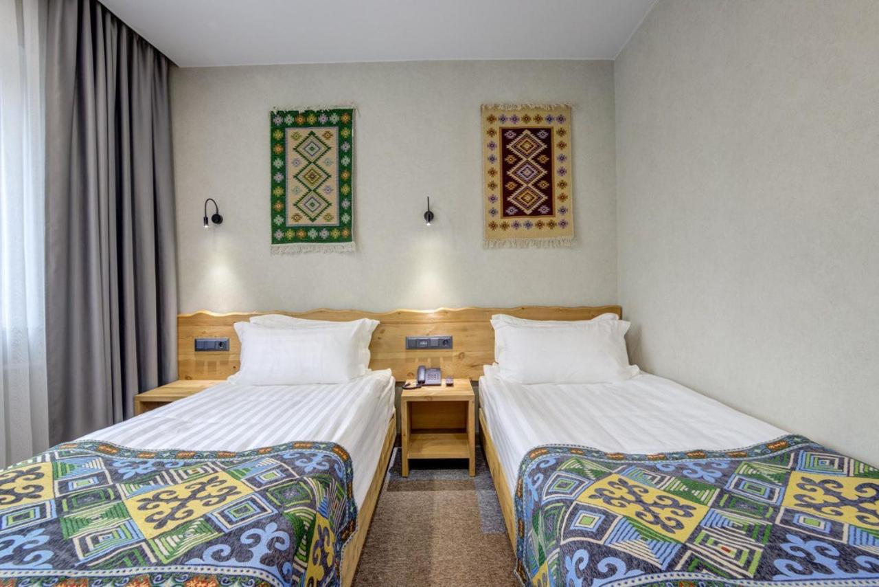 My Hotel Biszkek Zewnętrze zdjęcie